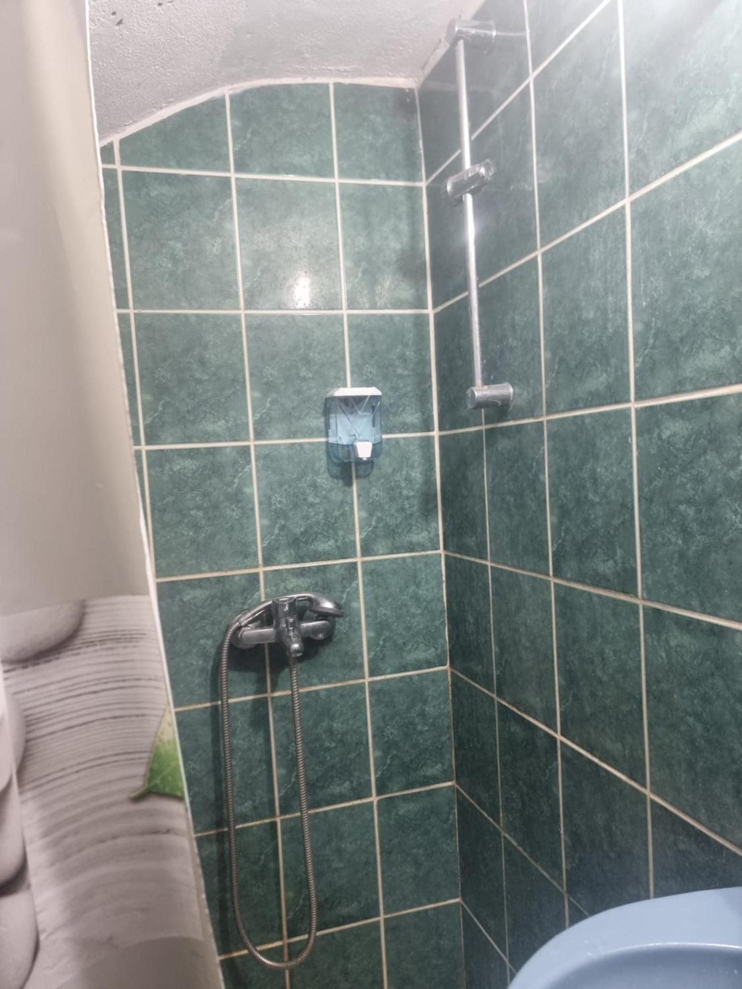 Guesthouse Sobi-Rooms Gradsko Экстерьер фото