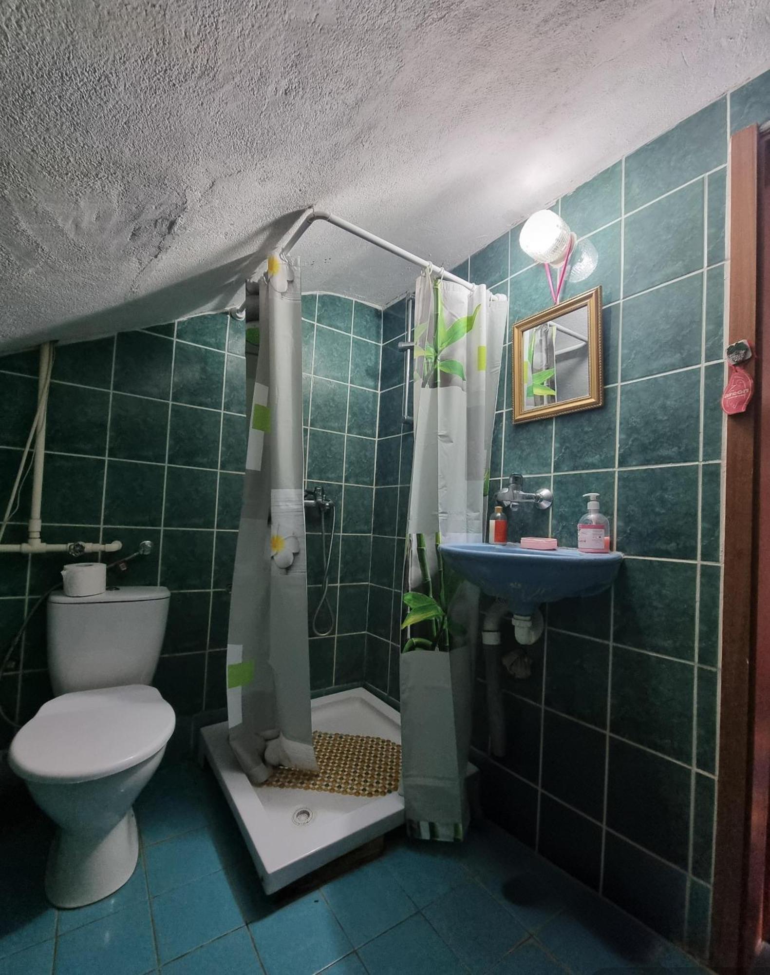 Guesthouse Sobi-Rooms Gradsko Экстерьер фото
